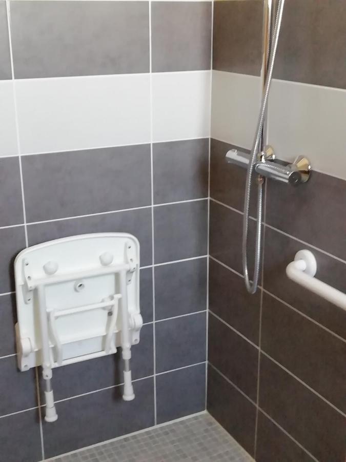Le Merle Blanc Louchats Hotel Luaran gambar